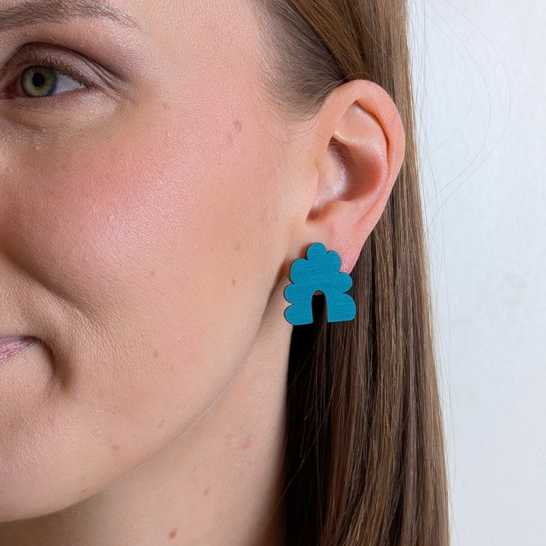 Hattara - nappikorvakorut