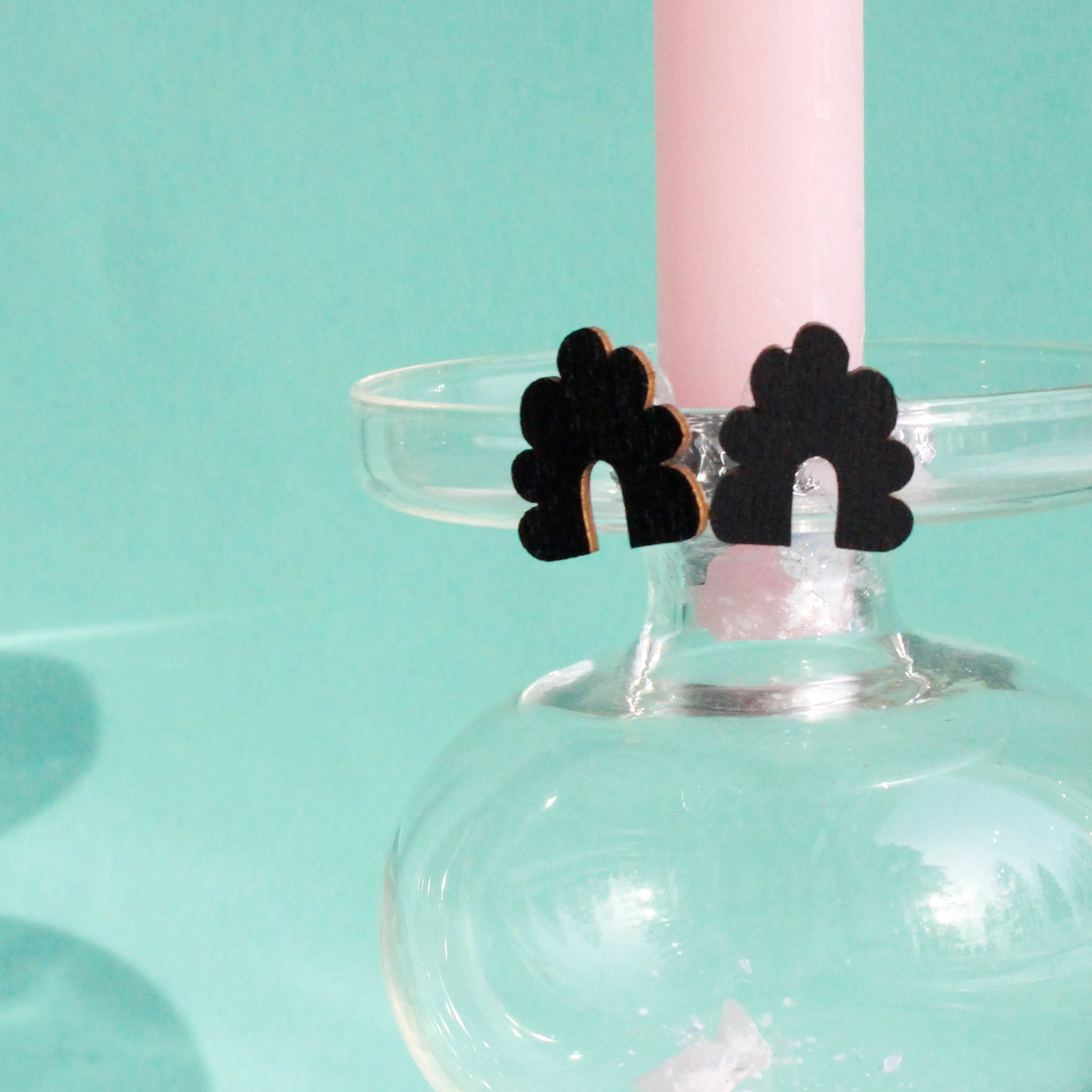 Hattara - nappikorvakorut