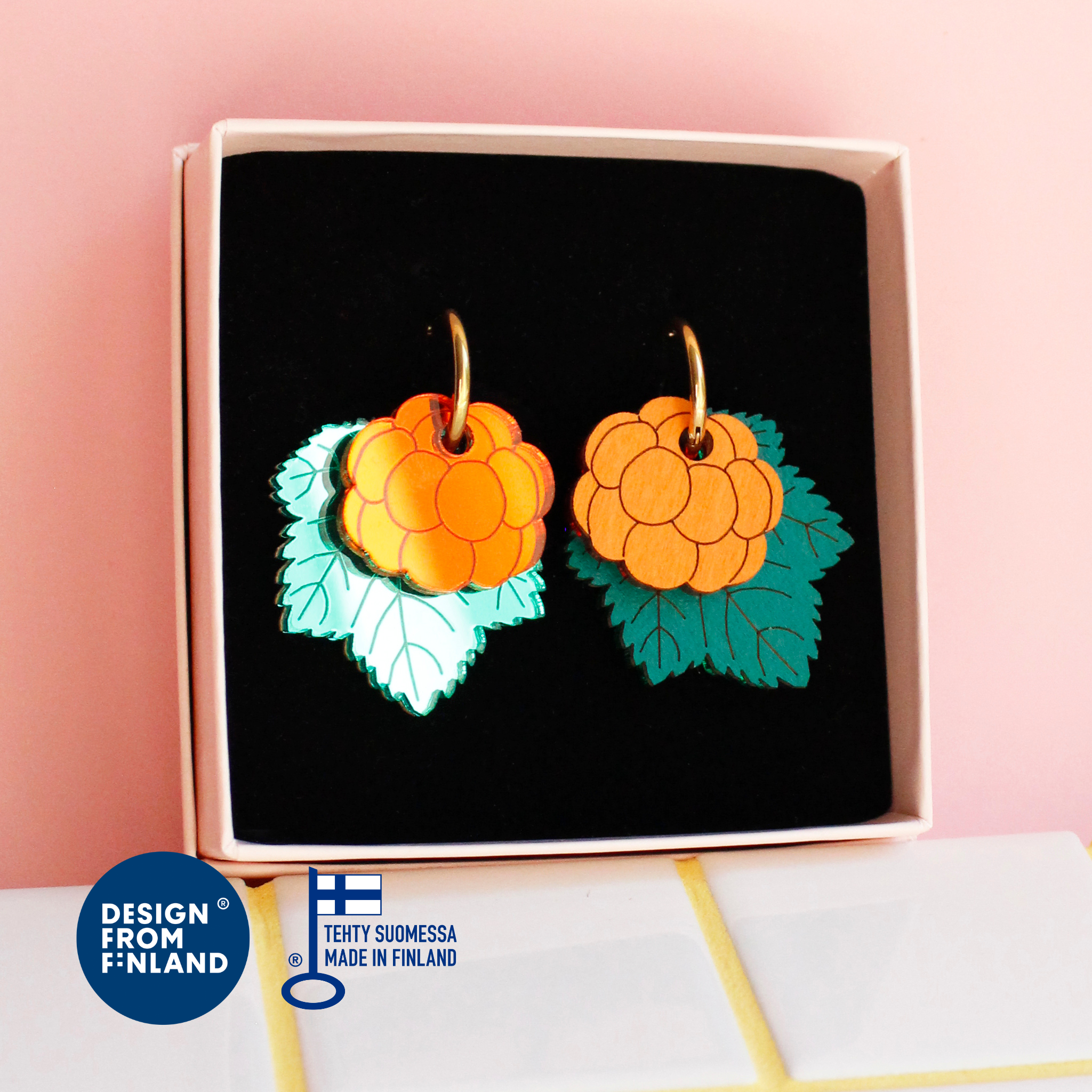 Hillasuolla - korvakorut