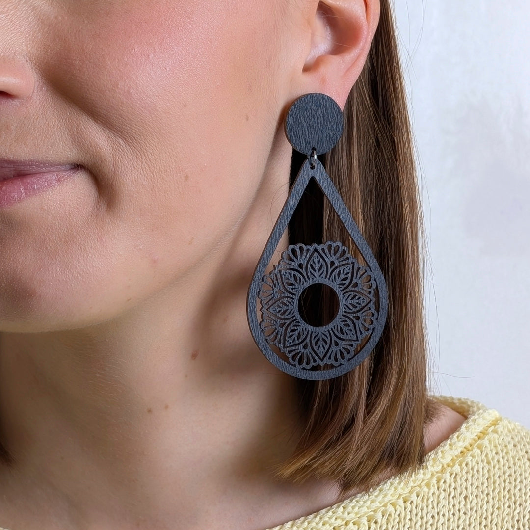 Freesia - nappikorvakorut