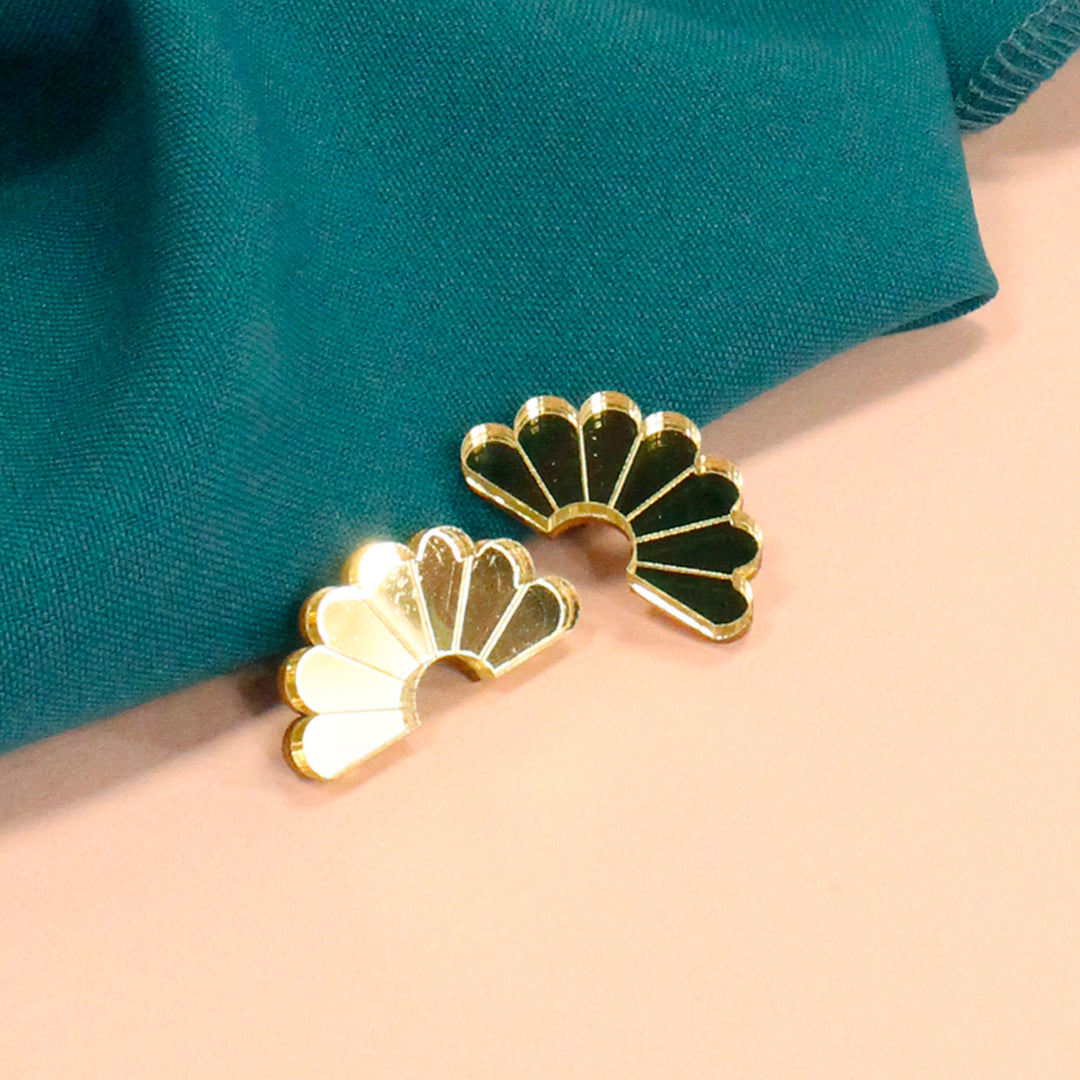 Valo - nappikorvakorut